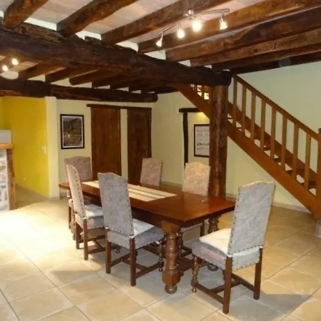 Nyaraló House Hargina-behere